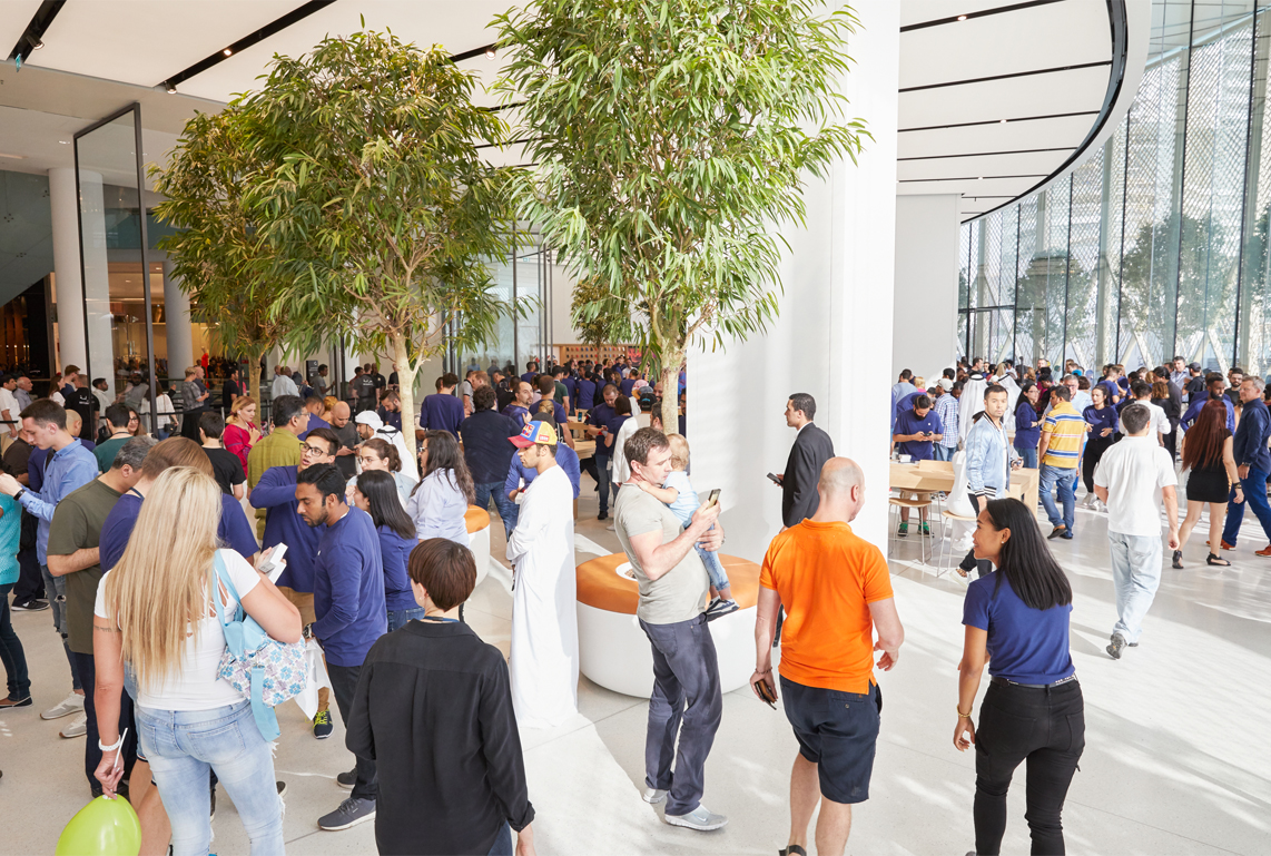 두바이 오픈 직영점 사진과 영상 - Apple Dubai Mall 3 dubai mall inside new