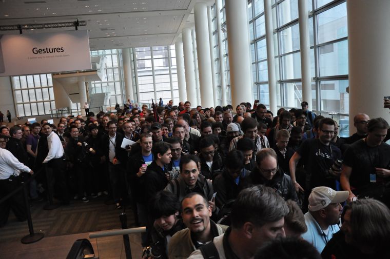 wwdc20110606 012