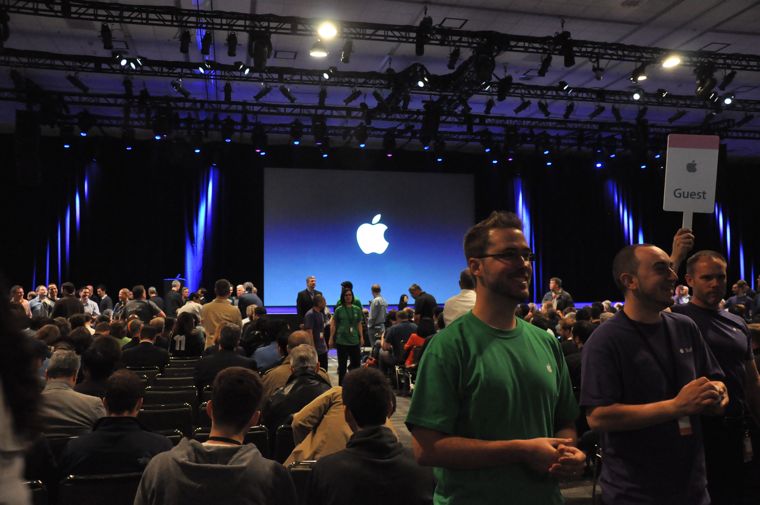 wwdc20110606 015