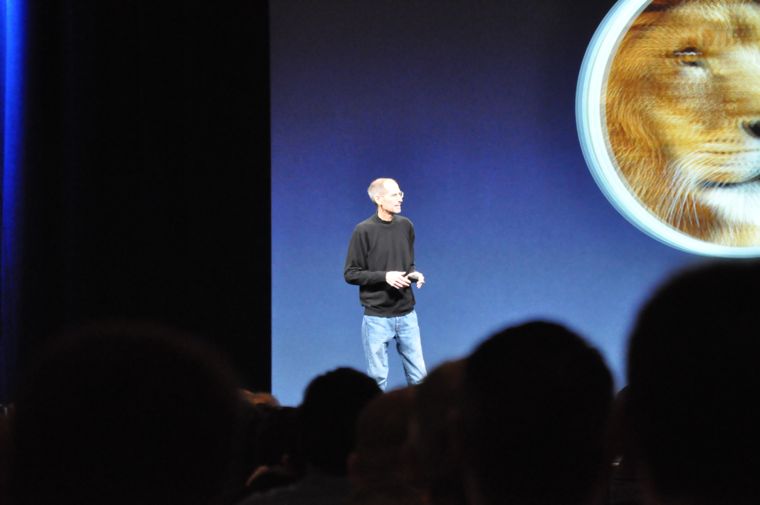 wwdc20110606 031