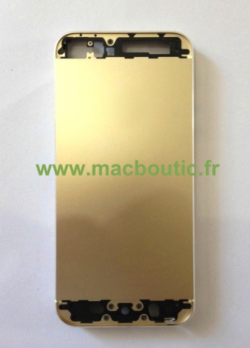 data_rumor_photo_4_iphone_5s_coque_chassis_or1