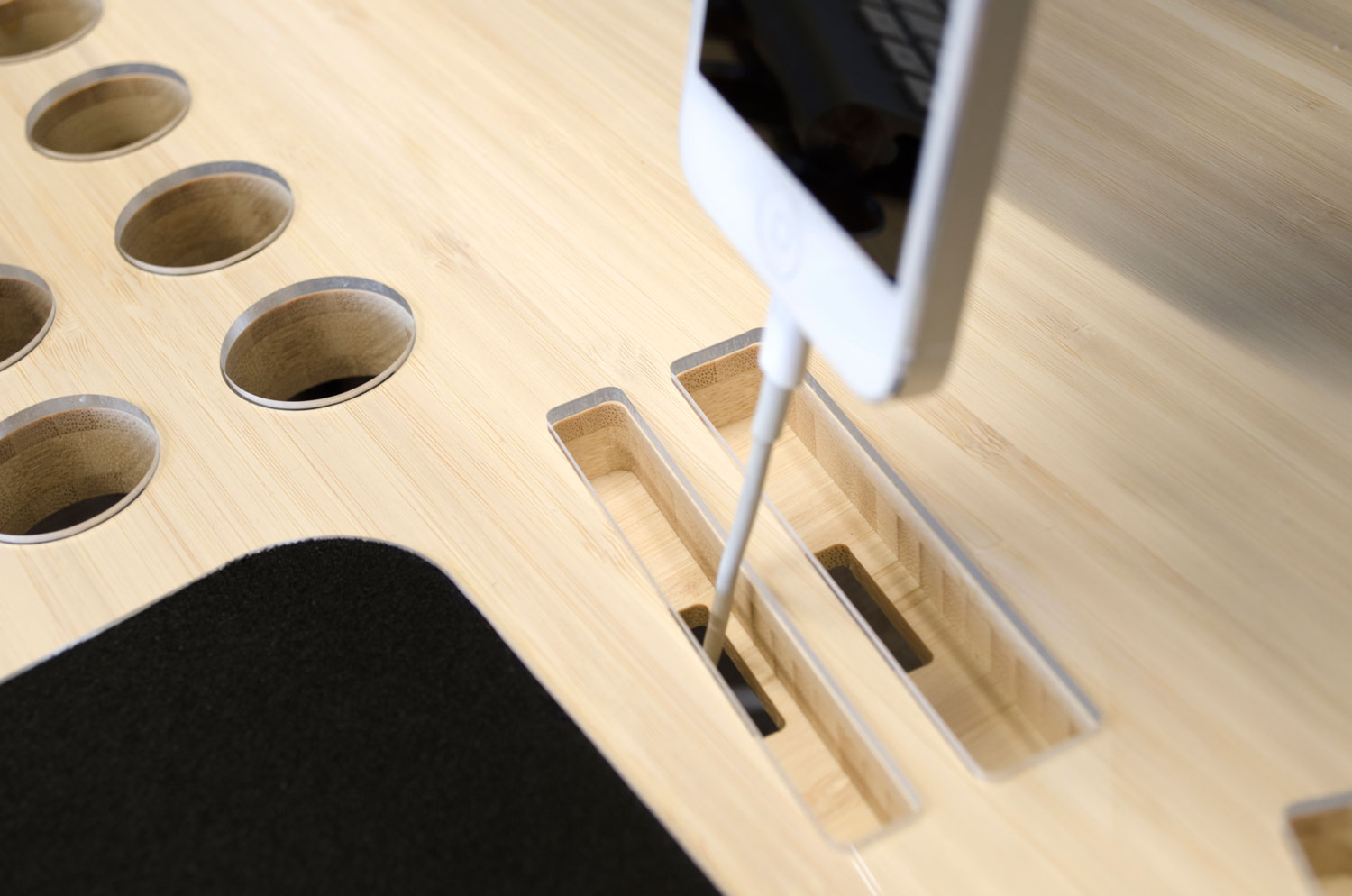 SlatePro - Personal TechDesk 7 slate-pro-techdesk6