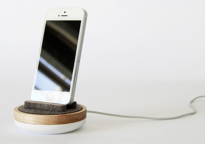깔끔 아이폰 독 스텐드, Spool Dock: The Modern Apple Dock with a Twist 11 spool_dock_apple_dock15