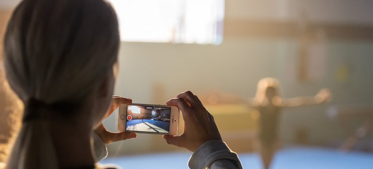 data applenews iphone 5s tv ad strength