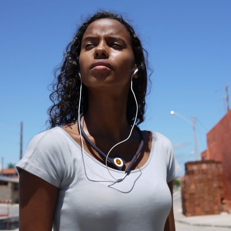 pod a porter neckband for ipod shuffle1