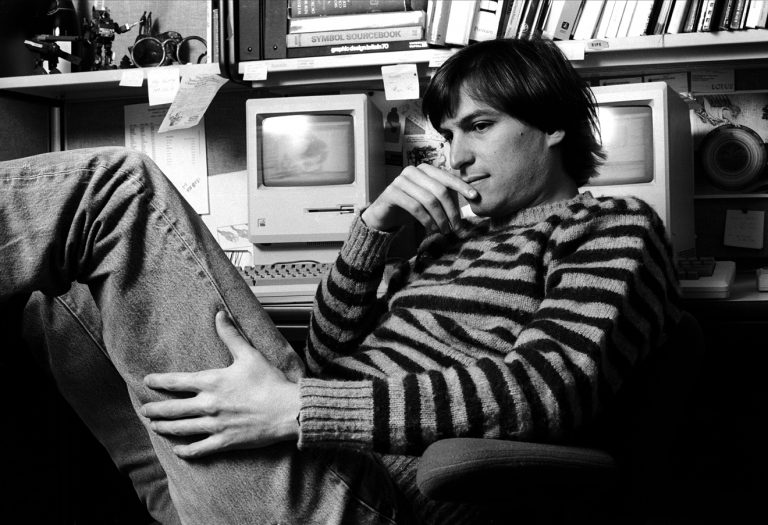 1984 steve jobs photo5