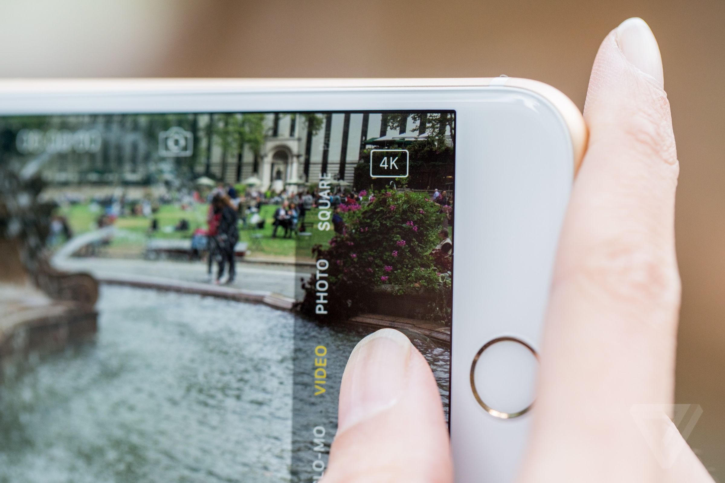data-news-iphone_6s_plus_2.0