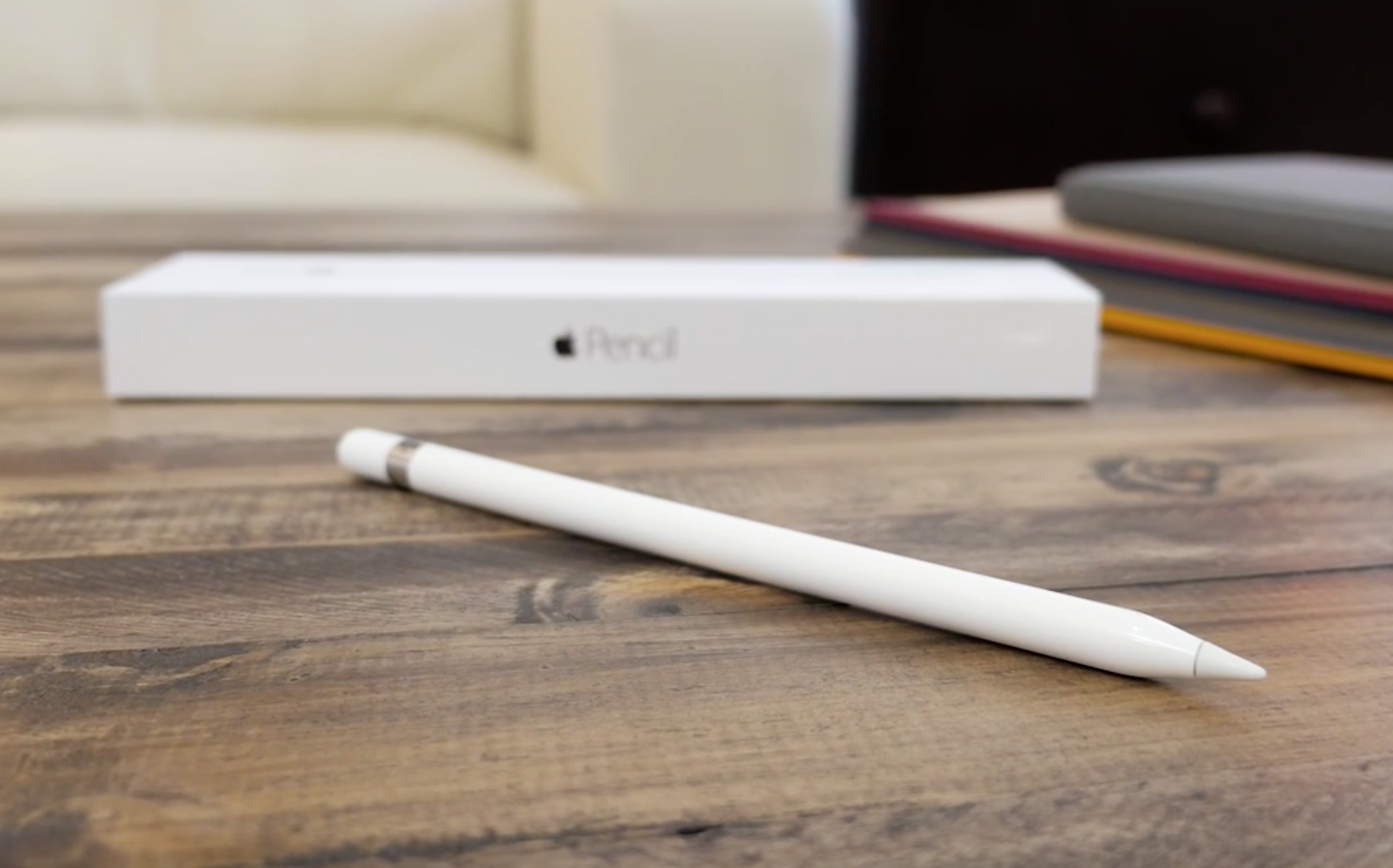 MacRumors. 애플 펜슬 핸즈 온 영상 공개. 2 data-news-스크린샷_2015_11_23_오전_10.00.33