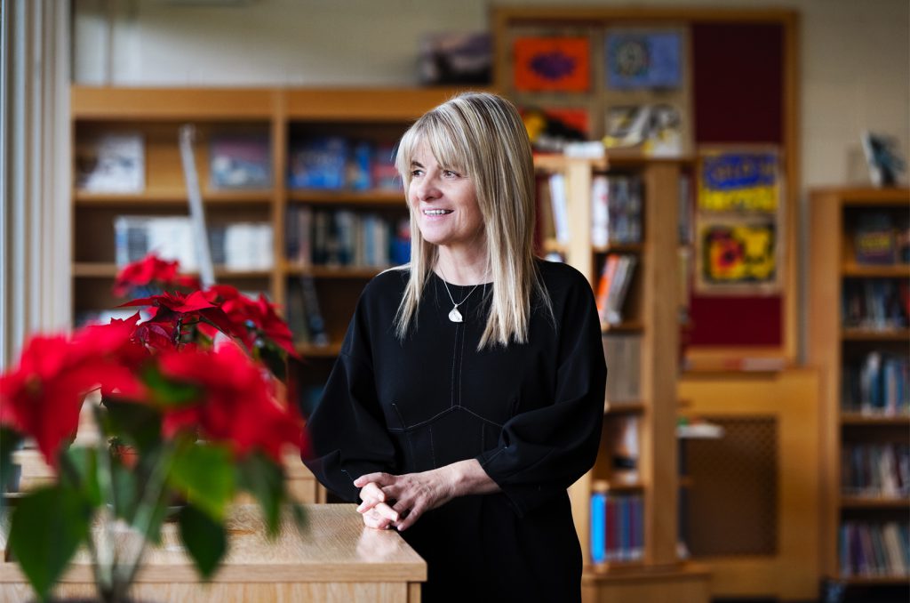 Apple volunteer program Principal Phil O Flynn 01212019 big.jpg.large 2x