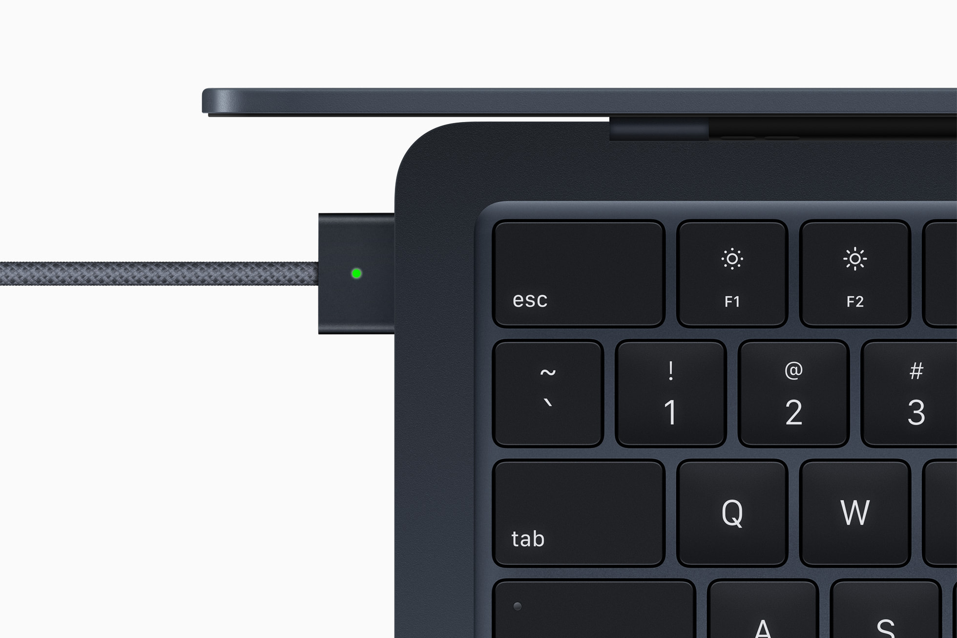 [WWDC22] Apple, 신규 M2 칩을 장착한 완전히 새로운 MacBook Air 공개