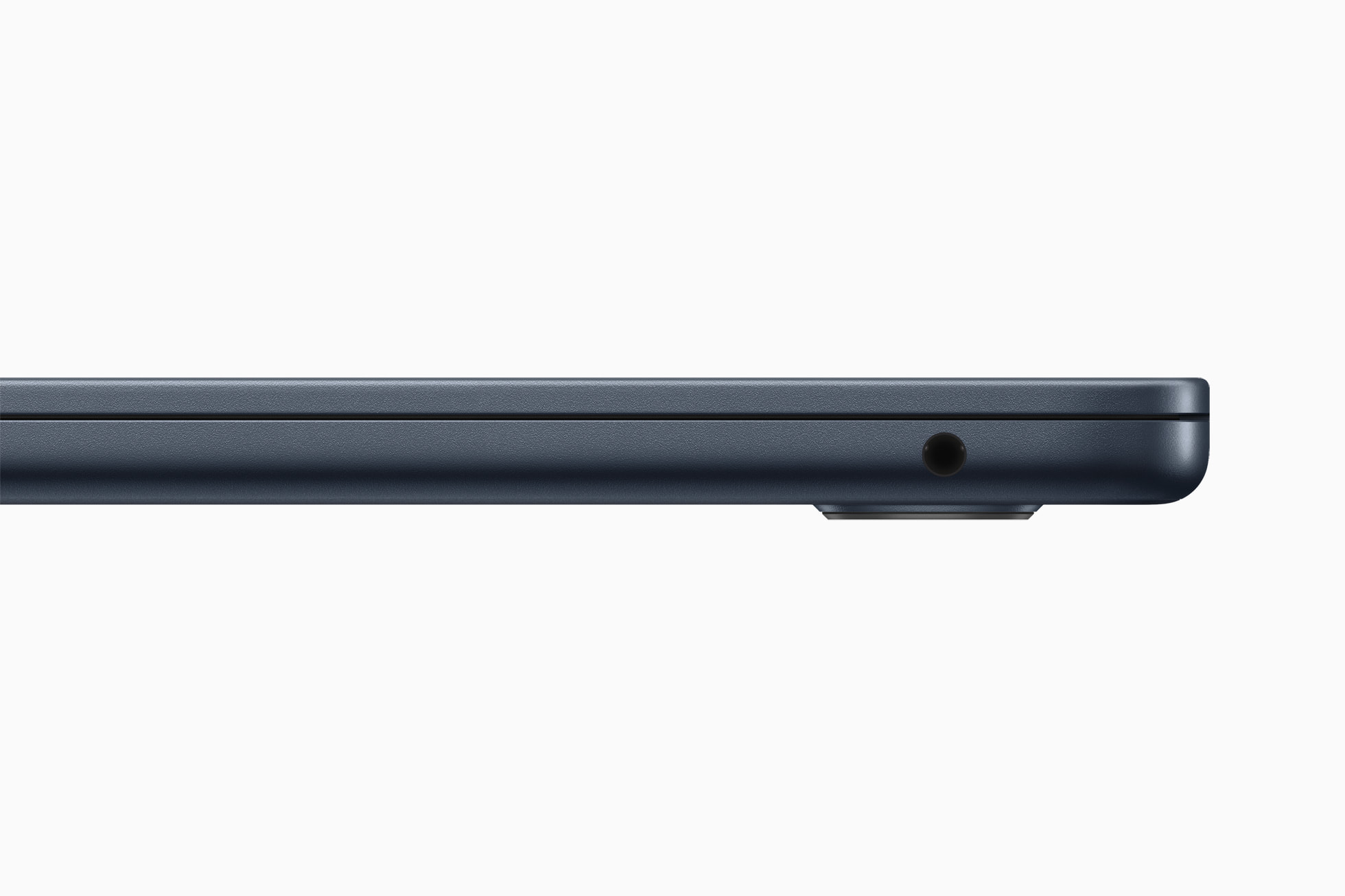 [WWDC22] Apple, 신규 M2 칩을 장착한 완전히 새로운 MacBook Air 공개
