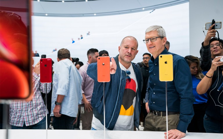 Apple, 조나단 아이브와 디자인 컨설팅 계약 종료
