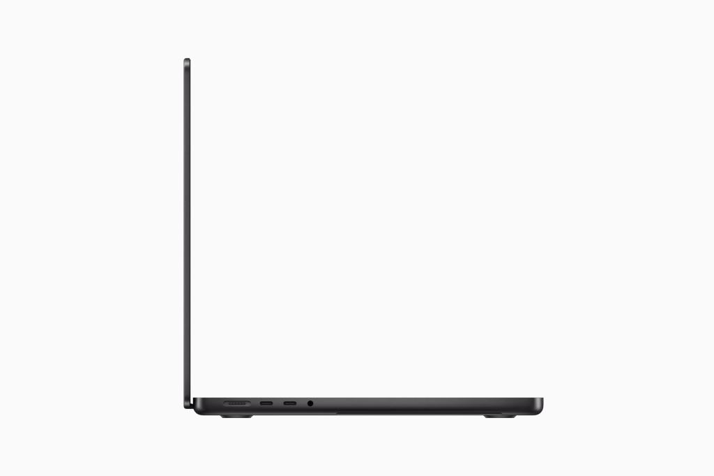 apple macbook pro side view 231030 big.jpg.large 2x
