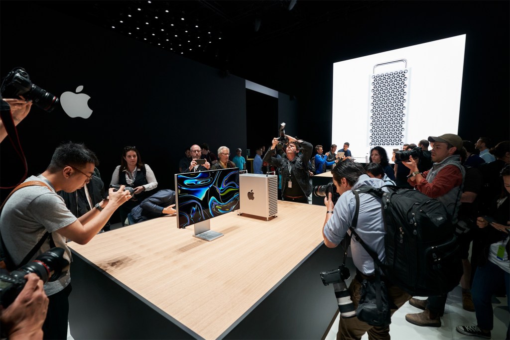 apple highlights from wwdc19 mac pro and display area 060319 big.jpg.large 2x