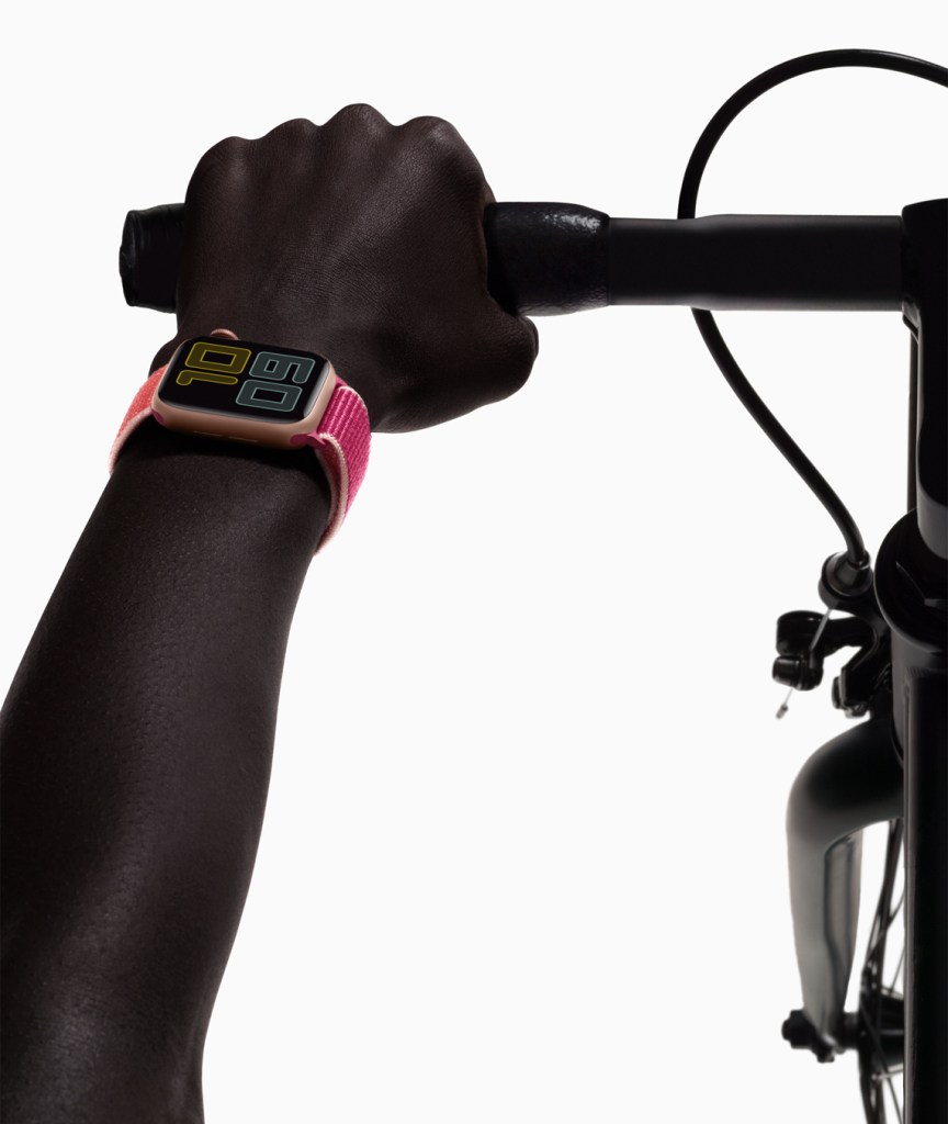 apple watch series 5 always on display 091019 inline.jpg.large 2x