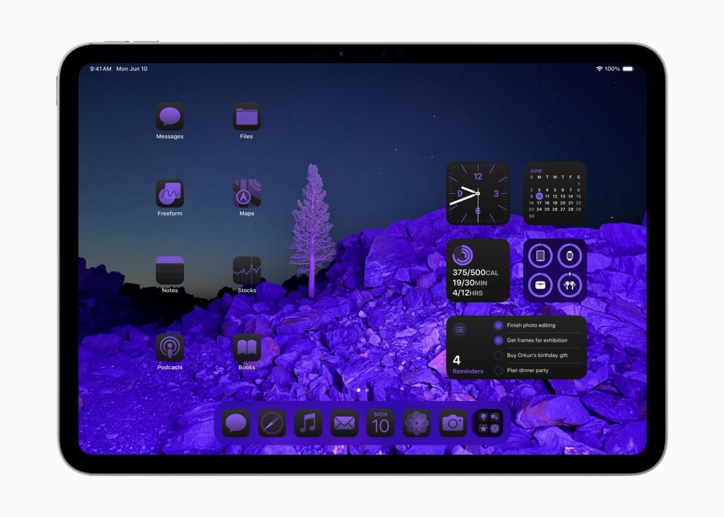 apple wwdc24 ipados 18 customize home screen 240610 big.jpg.large 2x