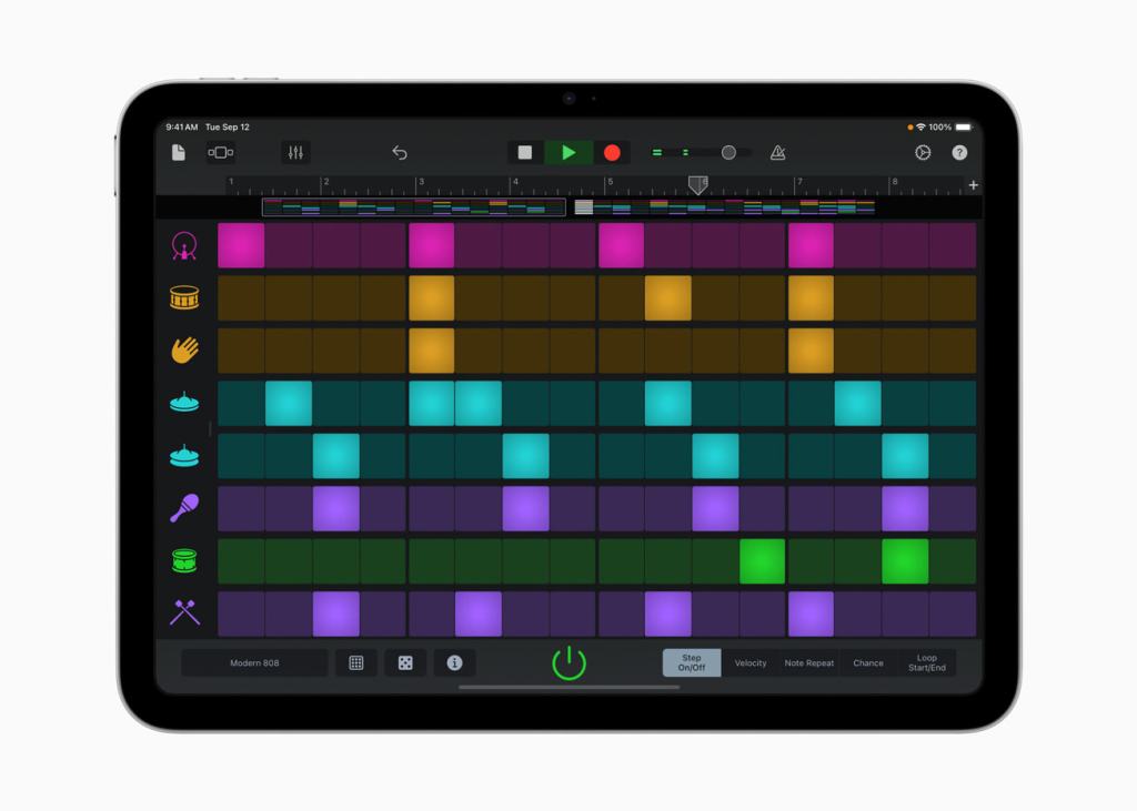 apple education initiatives creative activities music lay down a beat inline.jpg.large 2x