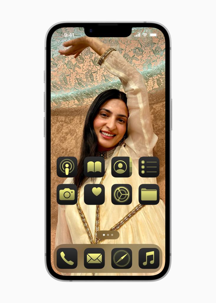 apple iphone 16e ios 18 customized icons 250219 inline.jpg.large 2x