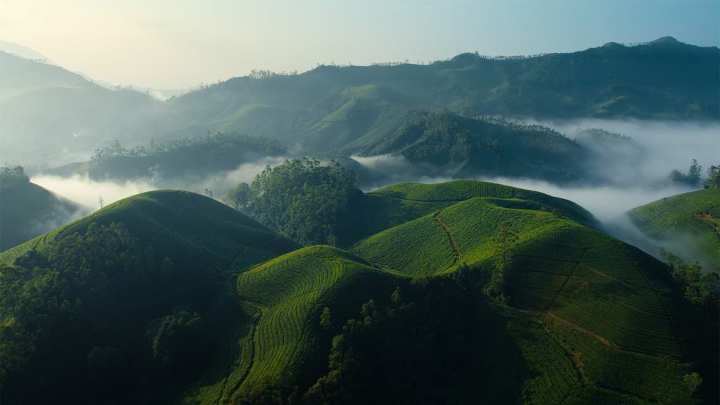 Apple WWDC25 tvOS 26 Aerial screen saver 08 250609 big.jpg.large 2x