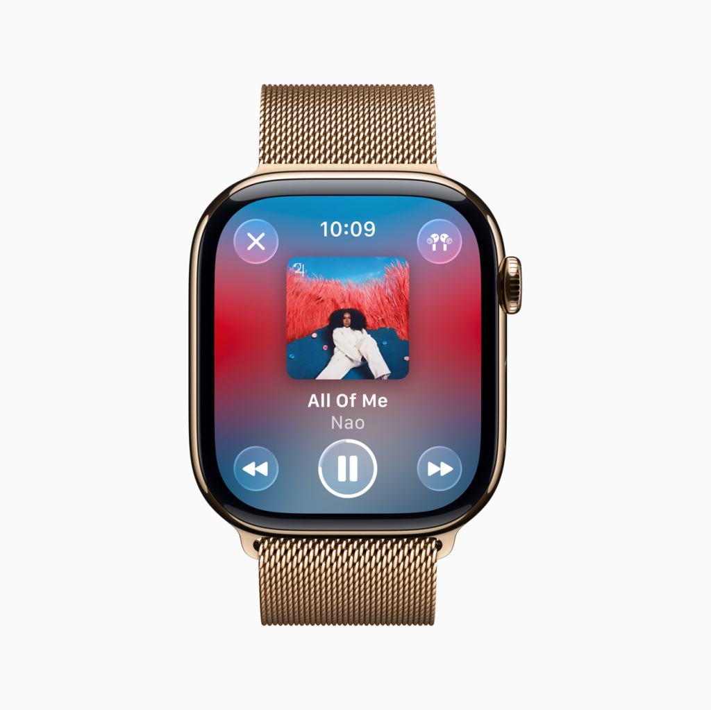Apple Watch의 음악 플레이어 인터페이스로, 곡 제목과 아티스트 이름이 표시된 화면과 함께 재생 버튼 및 설정 아이콘이 포함되어 있다.