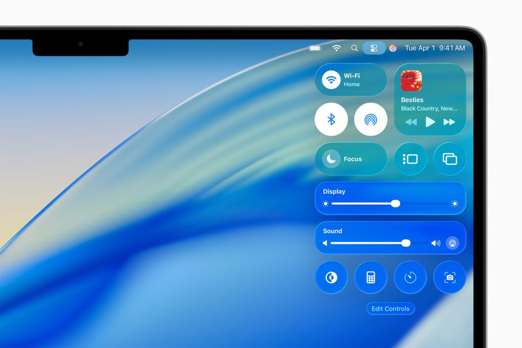 Liquid Glass 디자인을 보여주는 iOS 26의 새로운 제어 센터 인터페이스로, Wi-Fi, Bluetooth 및 음악 재생 제어 기능이 포함된 화면