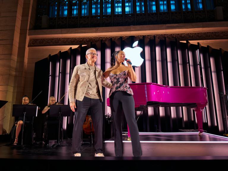 Apple 50 year anniversary New York Tim Cook with Alicia Keys big.jpg.large 2x