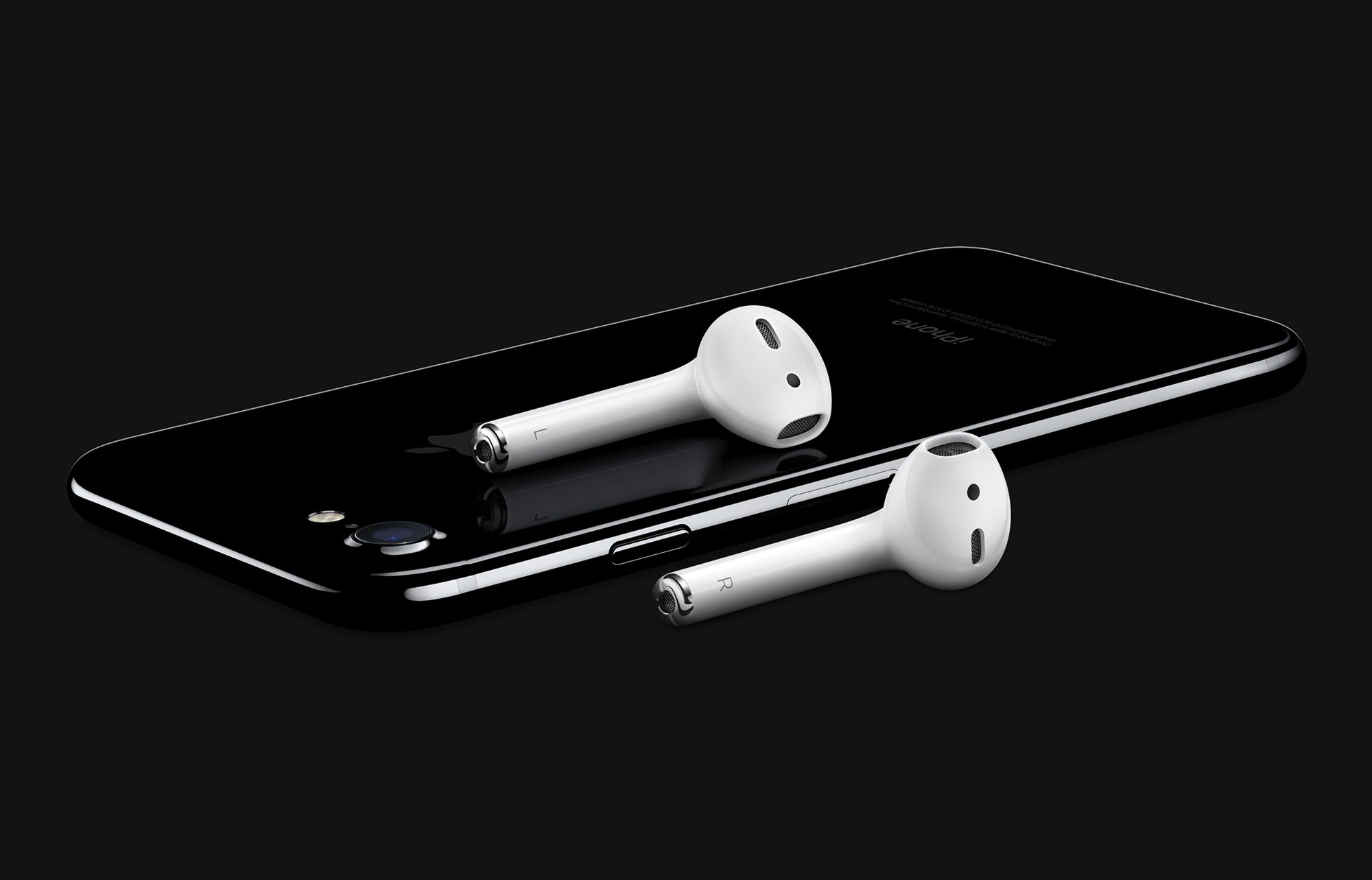 Apple, AirPods로 무선 이어폰을 재창조하다