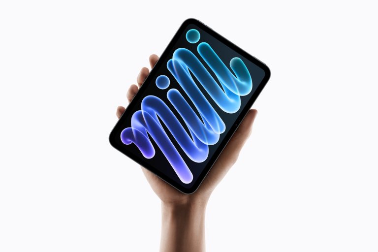 새로운 iPad mini는 한 손에 쏙 들어오는 크기로도 온전한 iPad 경험을 선사한다